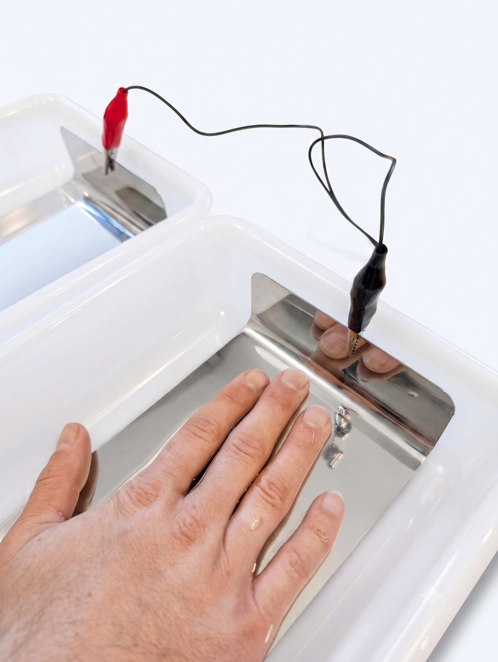 Ionophorèse Pro pour mains et pieds – Solution hyperhidrose IonoKarl